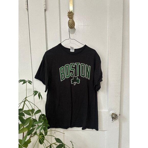 Boston Shamrock women’s size large green shirt - Picture 1 of 8